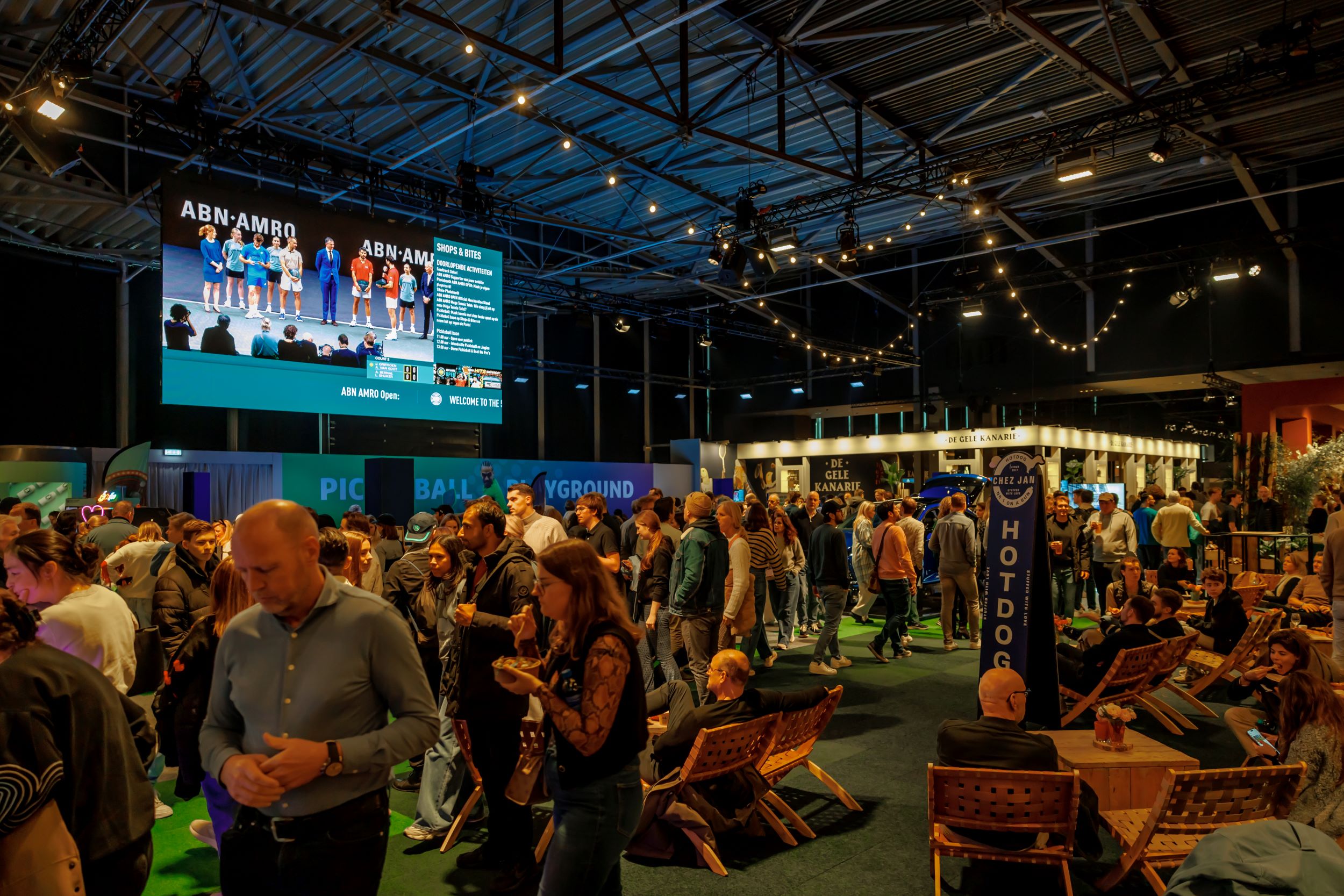 Live feed on big screen